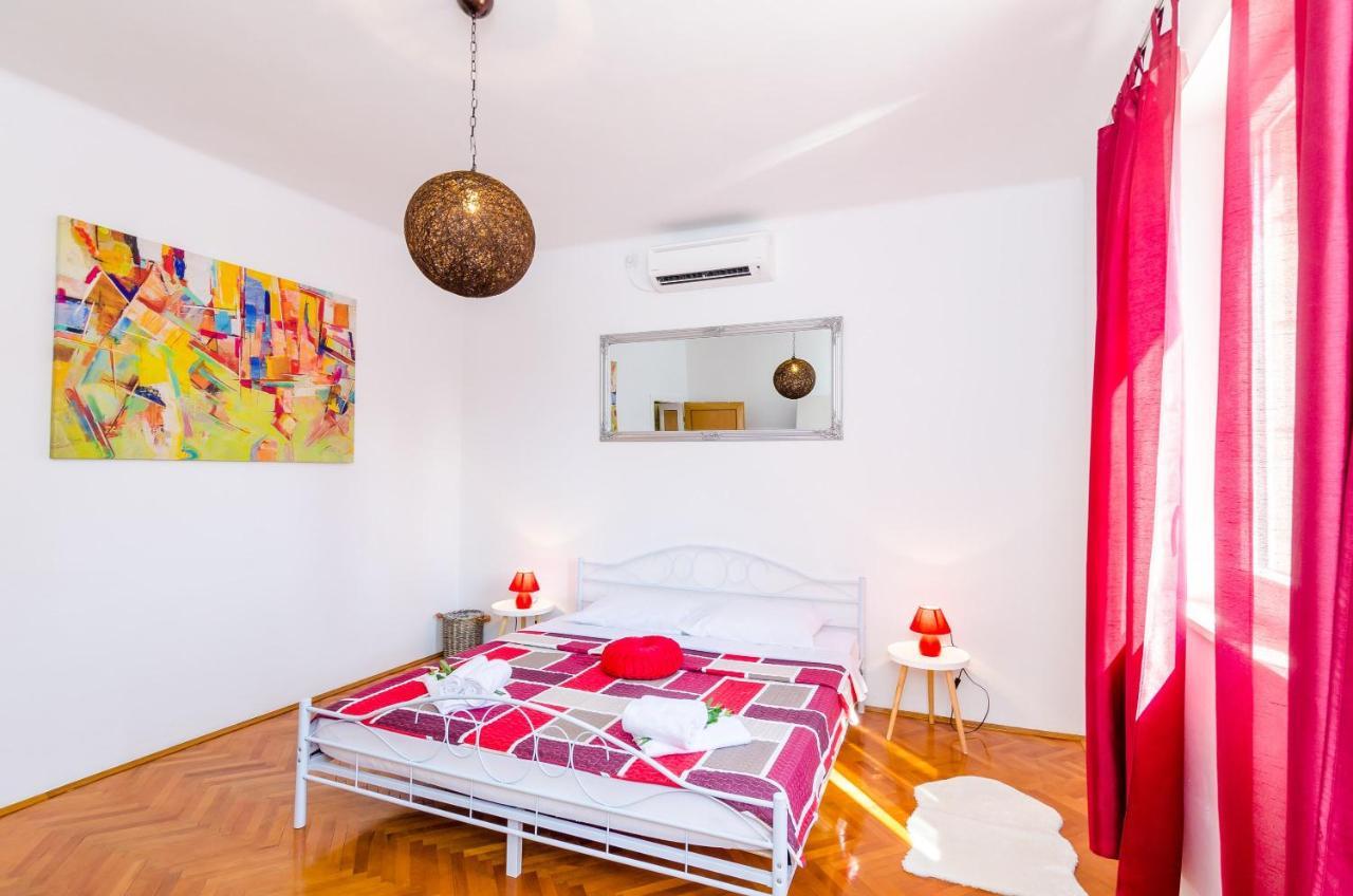 Holiday Home Lungo Mare 米利尼 外观 照片