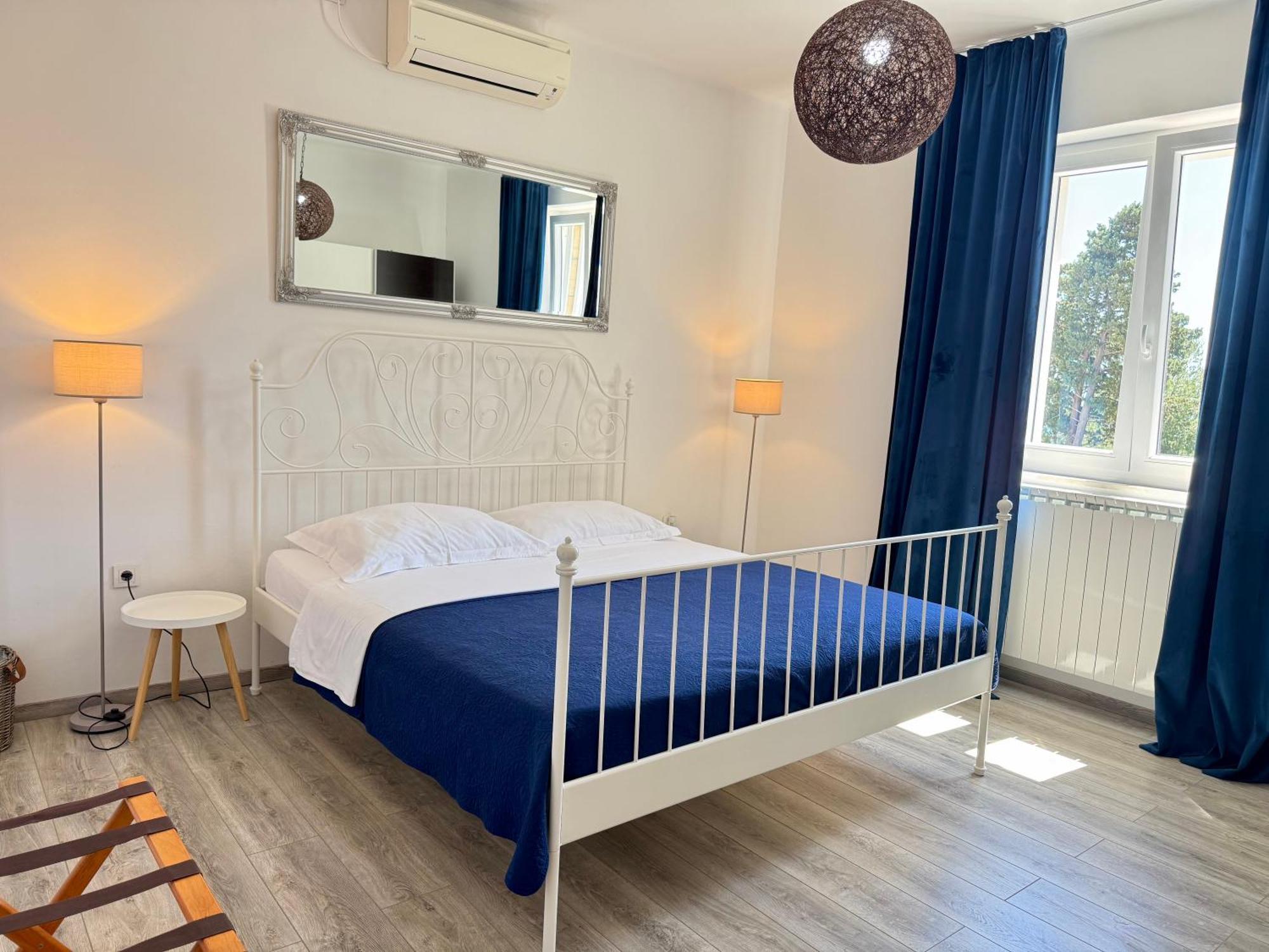 Holiday Home Lungo Mare 米利尼 外观 照片