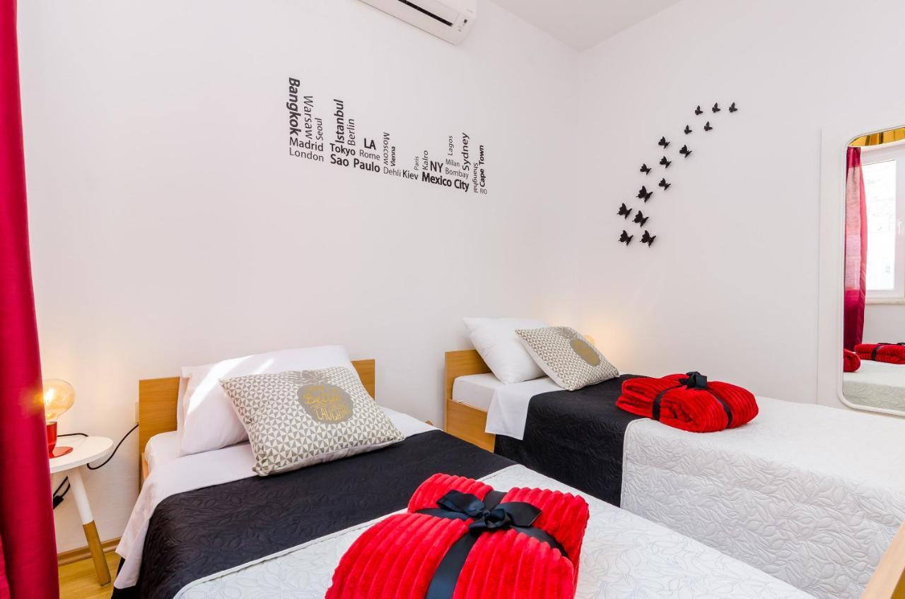 Holiday Home Lungo Mare 米利尼 外观 照片