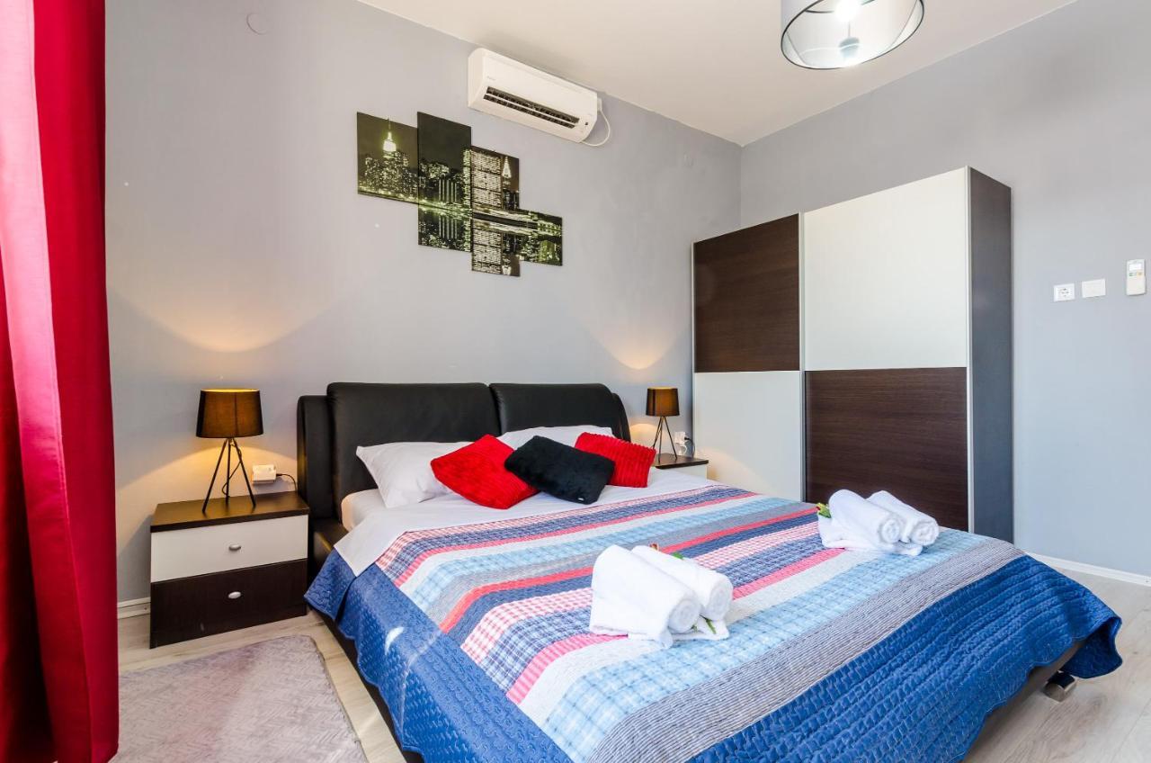 Holiday Home Lungo Mare 米利尼 外观 照片